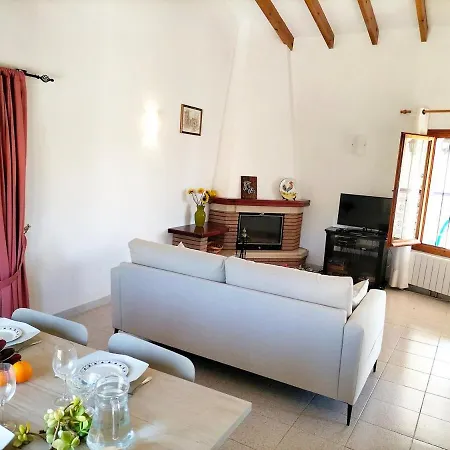 Casa Margarita, Cerca De La Playa Y Con Piscina 別荘 *