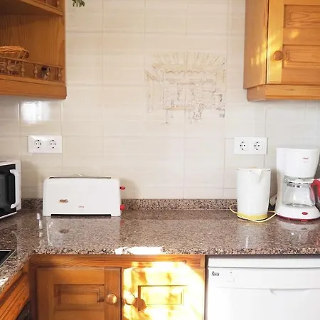 Casa Margarita, Cerca De La Playa Y Con Piscina * カルプ