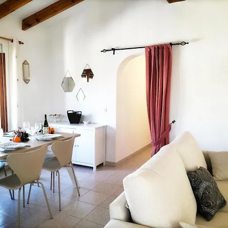 Casa Margarita, Cerca De La Playa Y Con Piscina