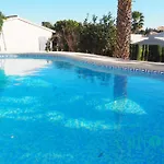 Casa Margarita, Cerca De La Playa Y Con Piscina