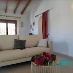 Casa Margarita, Cerca De La Playa Y Con Piscina 펜션