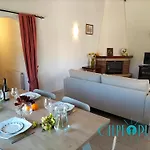 펜션 Casa Margarita, Cerca De La Playa Y Con Piscina