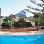 펜션 Casa Margarita, Cerca De La Playa Y Con Piscina 칼페