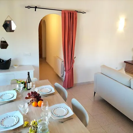 Casa Margarita, Cerca De La Playa Y Con Piscina بيت للعطل