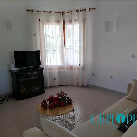 Casa Margarita, Cerca De La Playa Y Con Piscina 卡尔佩
