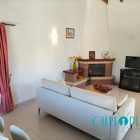 Casa Margarita, Cerca De La Playa Y Con Piscina 度假居 *