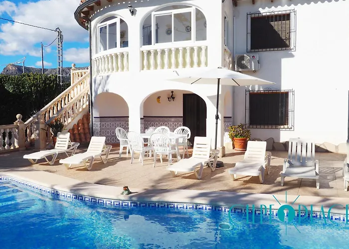 Casa Margarita, Cerca De La Playa Y Con Piscina