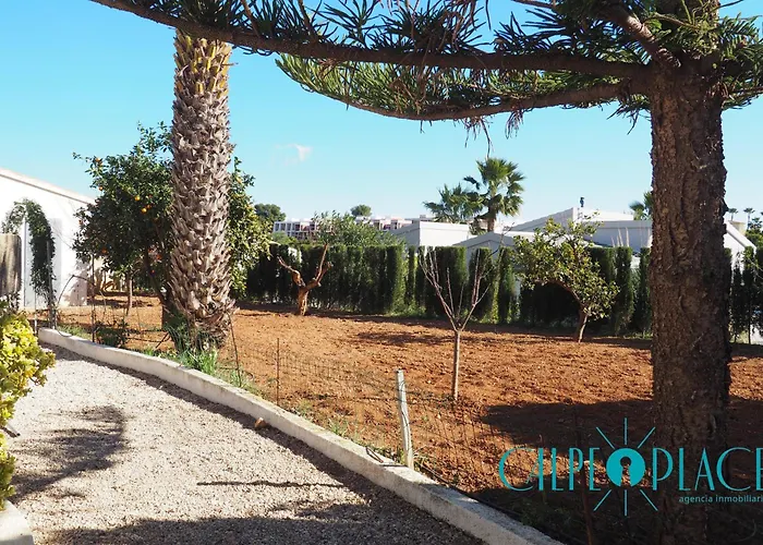 Casa Margarita, Cerca De La Playa Y Con Piscina