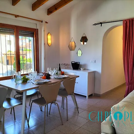 Casa Margarita, Cerca De La Playa Y Con Piscina Hébergement de vacances *