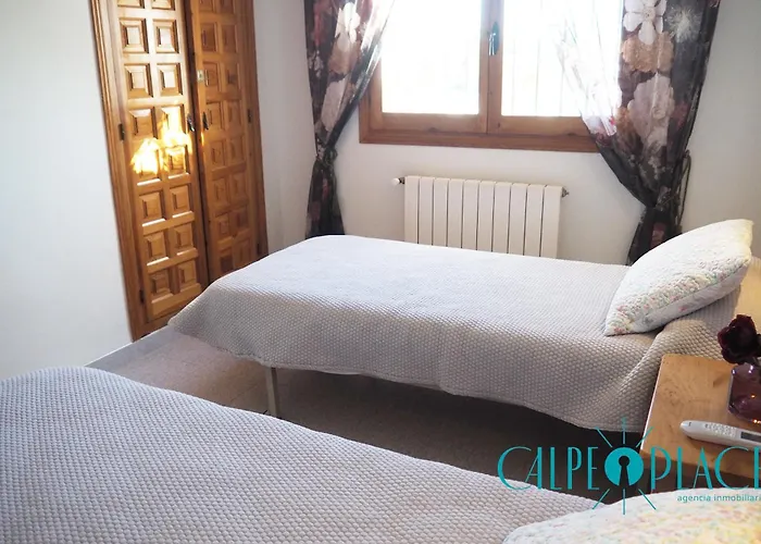 Casa Margarita, Cerca De La Playa Y Con Piscina