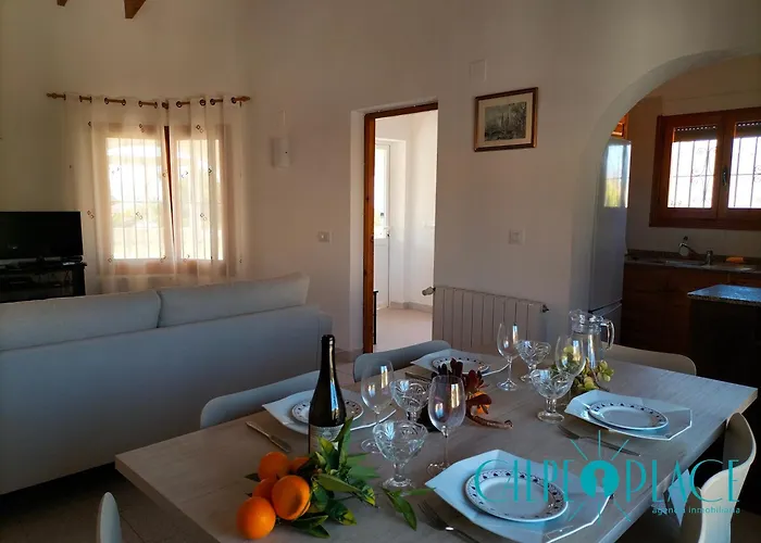 Casa Margarita, Cerca De La Playa Y Con Piscina